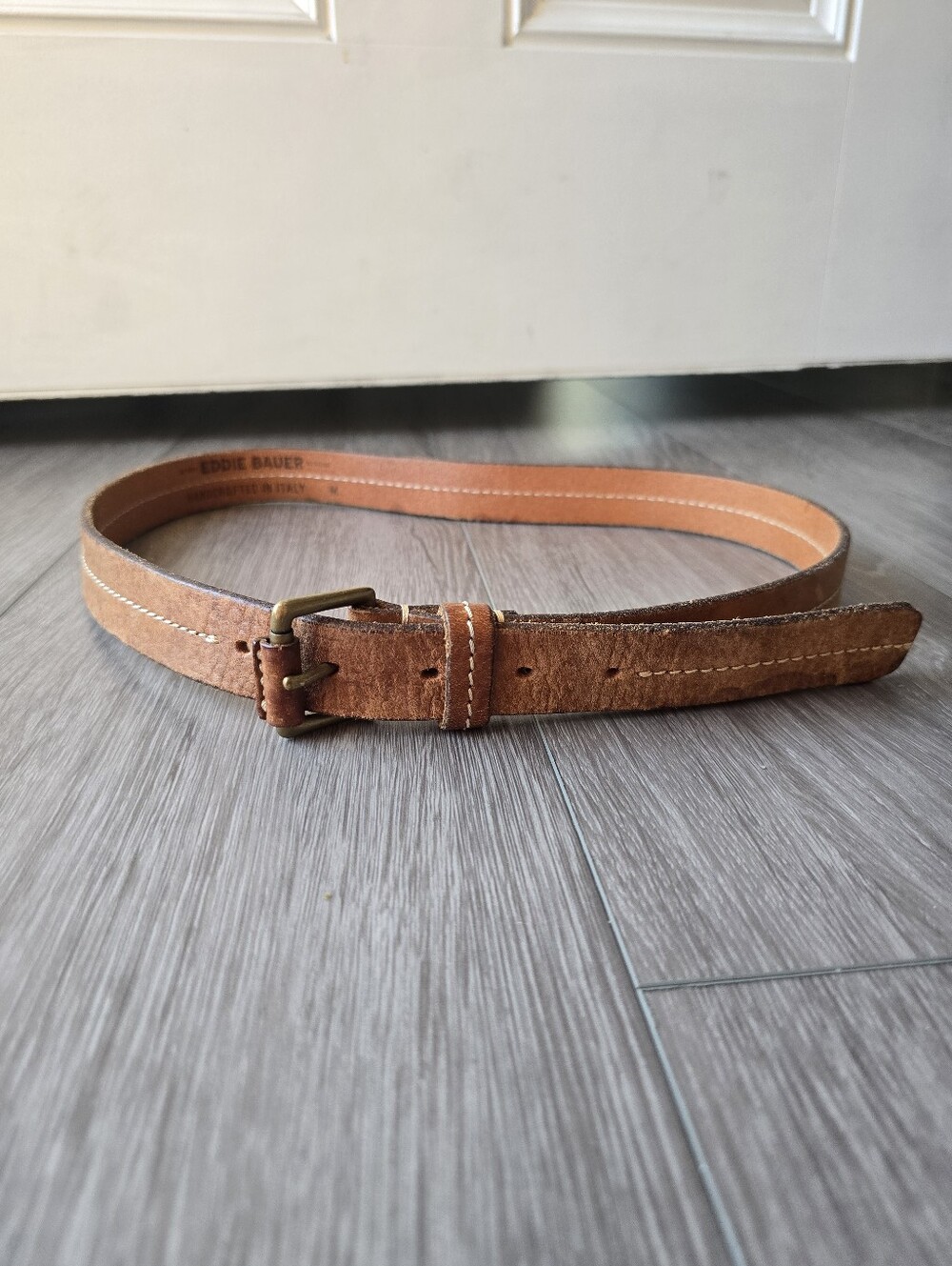 Eddie Bauer Distressed Leather Belt Handcrafted Italy Brass Buckle Sz M Unisex